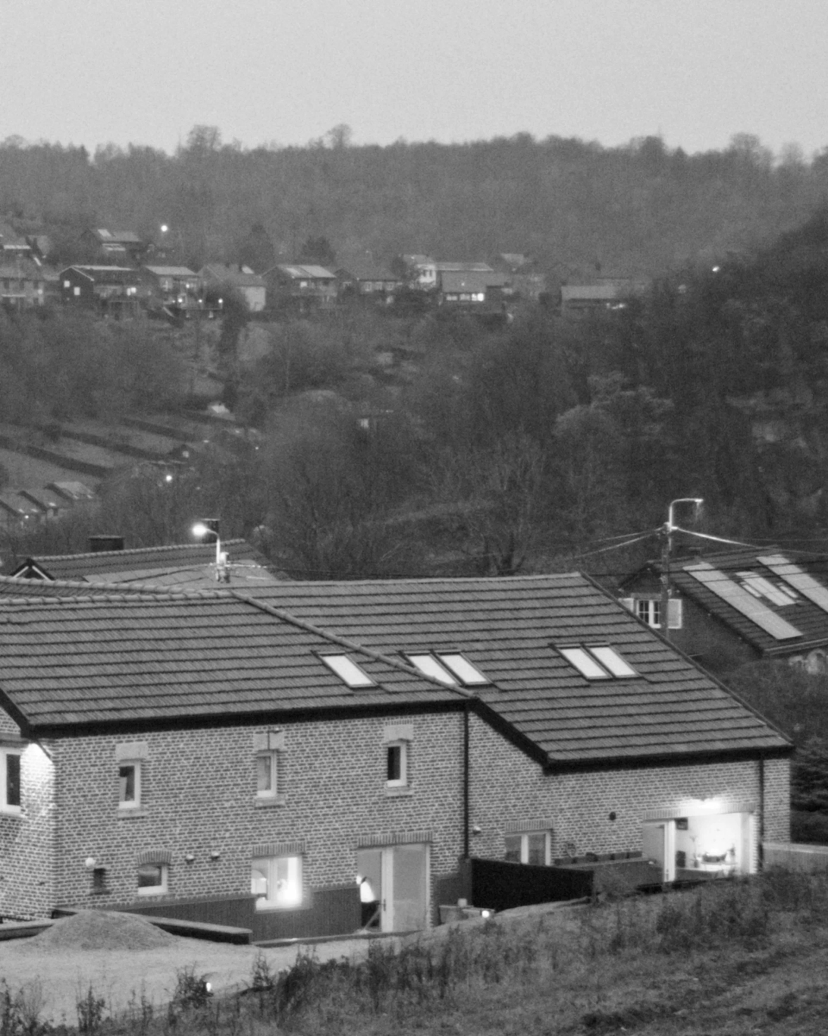 Photographie de nuit de la ferme transformée à Pepinster