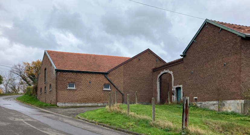 Porche de la ferme avant transformation