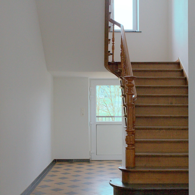 Rénovation escalier en bois ancien